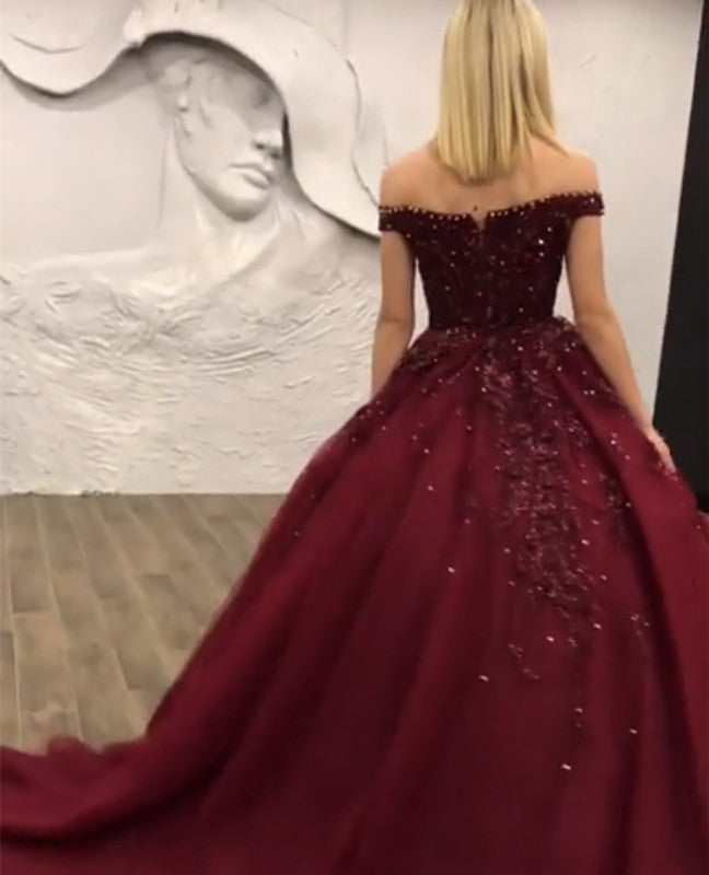 Luxury Beaded V-neck Tulle Off Shoulder Prom Dresses Ball Gowns